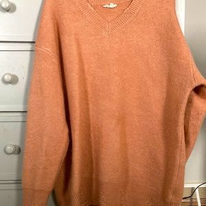 Easel coral sweater